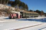 EFZ's Köf 6586 shunts with one coach at Seebrugg on 3 January 2026.