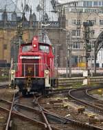. 363 113-2 is running alone through the main station of Cologne on November 20th, 2014.