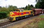 From an limefactory in Wlfrath-Rohdenhaus way down to Ratingen rides the diesellocomotiv EH 544 with limecars through Flandersbach. Here reaches the train the first switch on saturday 6th of august 2011.