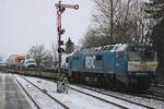 A very unusual working on any car carrying train between Niebüll and Westerland (Sylt) happened at Niebüll on 16 February 2026: RDC DE 2700-07 (as strong as dirty) banks one of the car shuttles out of Niebüll on 16 February 2026 -banking these trains almost never happens and the loadings of the train were not exactly that heavy to require banking.