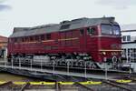 Taiga Drum DR 120 274 (for a few years DBAG 220 274) stands on the turn table at the Bw Arnstadt on 19 September 2015.