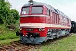 Taiga Drum DR 120 198 (for a few years DBAG 220 198) stands at the Bw Weimar of the Thüringer Eisenbahnfreunde on 30 May 2010.