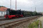 V36 412 hauls a shuttle train into the DGEG Museums area of Bochum-Dahlhausen from the S-Bahn station of Bochum-Dahlhausen on 17 September 2016.