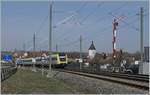 The DB VT 612 067 and 572 on the way to Basel Bad Bf by Neunkirch (CH). 

25.03.2021