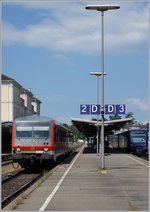 A DB Vt 628 is leaving Friedrichshafen Stadt.
16.07.2016.