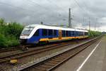 NWB 648 425 calls at Rheinhausen on 3 July 2013.