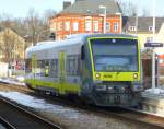 Here a lokal train to Bad Steben ( VT 650.713 ) in Schwarzenbach an der Saale on March 24th 2013.