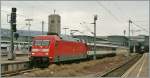 DB 101 012-3 with an EC in Stuttgart waiting the departur time to Zrich.