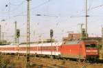 Scanned picture of 101 113 with DBAZ from Alessandria at Dortmund Hbf on 14 May 2005.