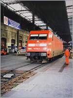 The DB 101 042-0 in the Basel SBB Station.