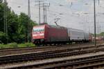 During the annual loco [parade of the Koblenz-Lützel branch of the DB-Museum not only the participants could be photographed, but also the normal; traffic, like this IC with 101 086 at the reins,