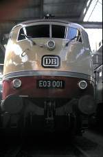 E 03 001 at Nrnberg, October 16th, 1999.