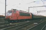 On 24 August 2001, 103 168 with one of the last NS over night trains leaves Venlo for Kln and Basel SBB.
