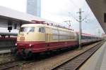 EC 118, hauled by 103 113, calls at Mannheim Hbf on the way to Klagenfurt in Austria.