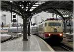 103 235-8 is entering into the main station of Cologne on November 6th, 2007.