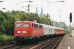 Scanned picture of 110 118 with NMBS stock at Kln-Deutz on 13 April 2001.