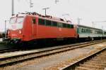 Scanned picture of 110 254 at Venlo on 13 April 1999.