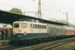 Scanned picture of 110 132 at Kln Deutz on 13 April 2001.