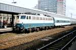 On 18 April 1998 DB 110 424 calls at Essen Hbf.