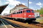 On 9 June 2009 DB 110 416 stands in Nördlingen.