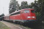 On 13 April 2000 DB 110 370 calls at Köln West.