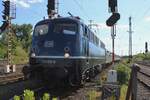 EuroBahn is one of many modern-equipped passenger carrying operators in Germany that have not exactly prepared well their business and has to rent some old stock -much to the joy of the railway fan