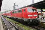 On 14 September 2017 DB 111 137 callst at Würzburg Hbf.