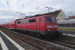 DB Regio 111 062 quits Donauwörth with an RE to Ingolstadt on 17 May 2023.