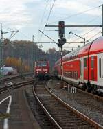 Betzdorf / Sieg 21.11.2011: Here meets the RE 9 Rhein-Sieg-Express (schedule as standard).