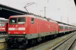 Wrzburg Hbf saw 112 139 with PUMA-renovated N-Wagen on 3 June 2003.