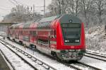 RE5 towards Lutherstadt Wittenberge passing Bergfelde station with 112 102-9 ( 91 80 6112 102-9 D-DB ) pushing. Bergfelde, 2015-01-31