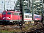 113 268-7 is arriving at the main station of Cologne on November 20th, 2010. 