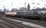 120 003-9 and 151 043-7 with the test-train for class 120. The socalled  Angstlok  anxiety-engine class 151 if the test-engine class 120 failed; at this picture is 151 working too. Wrzburg, October 30th, 1983.