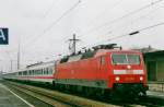 On 25 December 2003 DB 120 106 stood in Freilassing.