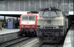 218 472-9 and 120 147-4 at Munich, March 1991.