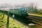 A very sunlit 140 857 approaches Venlo on 23 July 1997.