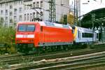 On 10 September 1999 DB 145 033 hauls a Belgian international train out of Aachen Hbf.