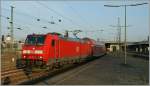 The DB 146 216-7 is leaving Heidelberg to Stuttgart.
28.03.2012