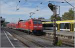 The DB 146 225-8 with a RE to Karlsruhe by his stop in Radolzell.