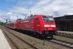 DB 146 209 passes through Amstettem (Württemberg) on 9 July 2022.