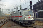 DB 147 562 enters Stuttgart Hbf on 3 January 2020.