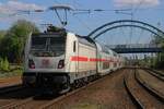 DB 147 553 pushes an IC service from EMden through Salzbergen on 26 April 2025.