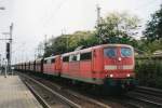 Iron Ore train headed by 151 122 passes through Hamburg-Harburg on 25 May 2004.