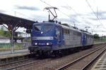 RBH 263 passes through Bonn-Beuel on 4 October 2017.