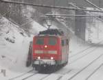 151 159-1 is returning to Geislingen after helping a goods train to reach the top of the Swabian Alb at Amstetten, February 13th, 2009.