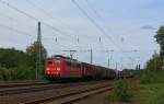 Electric locomotives 151 128-6, pull a goods train, on 11.08.2011, on the right Rhein route, at Unkel to south.