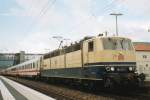 Frog's perspective of 181 211 at Neustadt (Weinstrasse) on 29 September 2005.