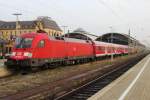 DB 182 025 stands on 13 April 2014 at Halle (Saale) Hbf.
