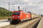 185 212 with an automotives train in closed wagons at Treuchtlingen on 31 May 2009.