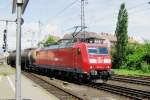 185 140 with tank train passes Osnabrck Obf on 15 May 2012.